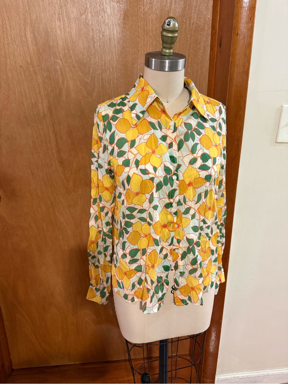 Trovata Yellow Floral Button-Down Shirt